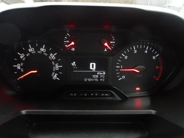 2021 Peugeot Partner 1000 1.5 Bluehdi 100 Professional Van (NV70PNK) Image 23