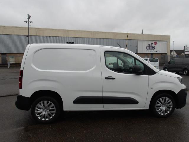 2021 Peugeot Partner 1000 1.5 Bluehdi 100 Professional Van (NV70PNK) Image 8