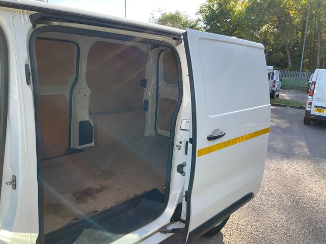 2021 Peugeot Expert 1400 2.0 Bluehdi 120 Professional Van (NV70RNN) Image 8