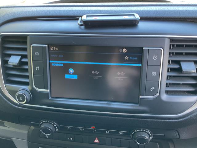 2021 Peugeot Expert 1400 2.0 Bluehdi 120 Professional Van (NV70RNN) Image 22