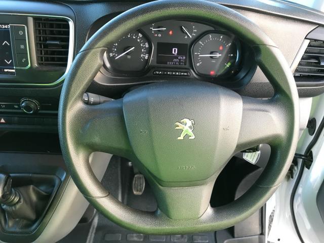 2021 Peugeot Expert 1000 1.6BLUEHDI 100PS PROFESSIONAL EURO 6 (NV70ROH) Image 17