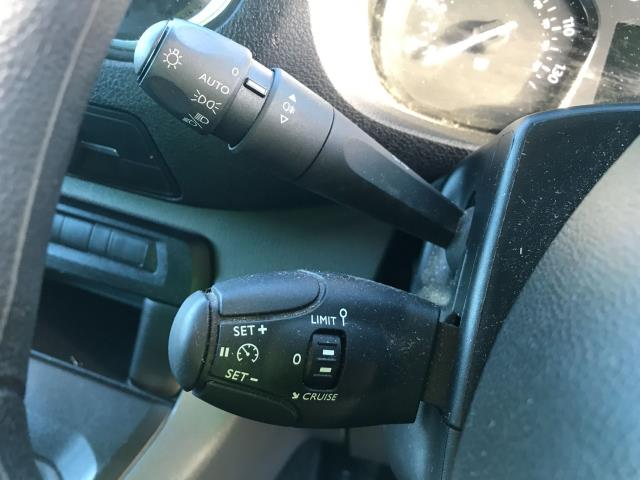 2021 Peugeot Expert 1000 1.6BLUEHDI 100PS PROFESSIONAL EURO 6 (NV70ROH) Image 34