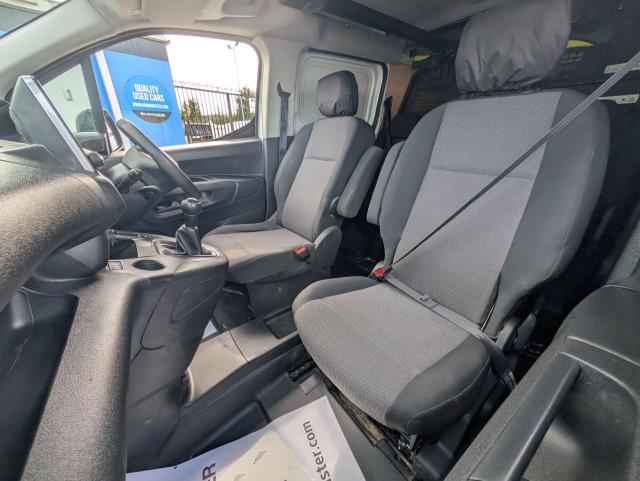 2021 Peugeot Partner 850 1.5 Bluehdi 100 Professional Crew Van (NV70SLU) Image 16