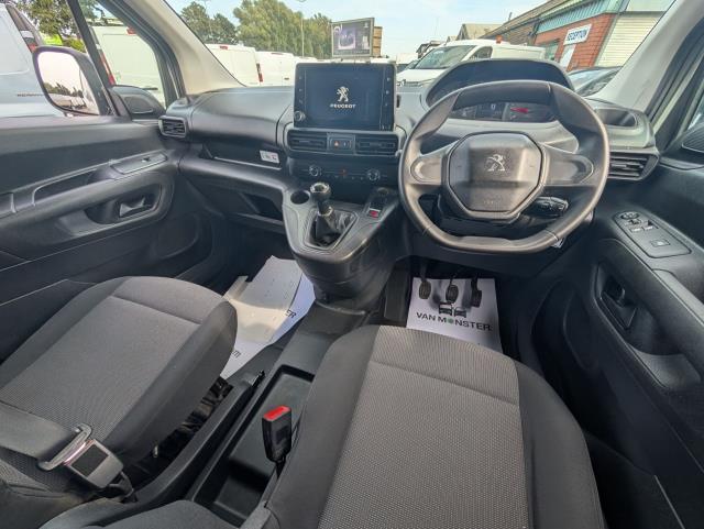 2021 Peugeot Partner 850 1.5 Bluehdi 100 Professional Crew Van (NV70SLU) Image 20