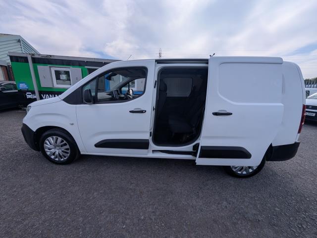 2021 Peugeot Partner 850 1.5 Bluehdi 100 Professional Crew Van (NV70SLU) Image 6