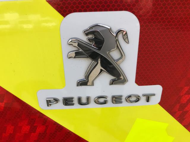 2021 Peugeot Partner 1000 1.5 Bluehdi 100 Grip Van (NV70SVG) Image 19