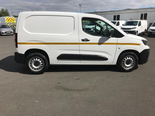 2021 Peugeot Partner 1000 1.5 Bluehdi 100 Grip Van (NV70SVG) Image 12