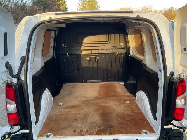 2021 Peugeot Partner 1000 1.5 Bluehdi 100 Grip Van (NV70SVW) Image 13