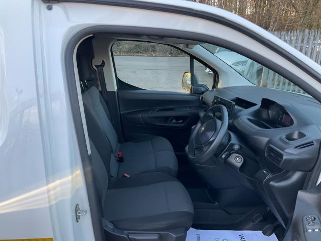 2021 Peugeot Partner 1000 1.5 Bluehdi 100 Grip Van (NV70SVW) Image 15