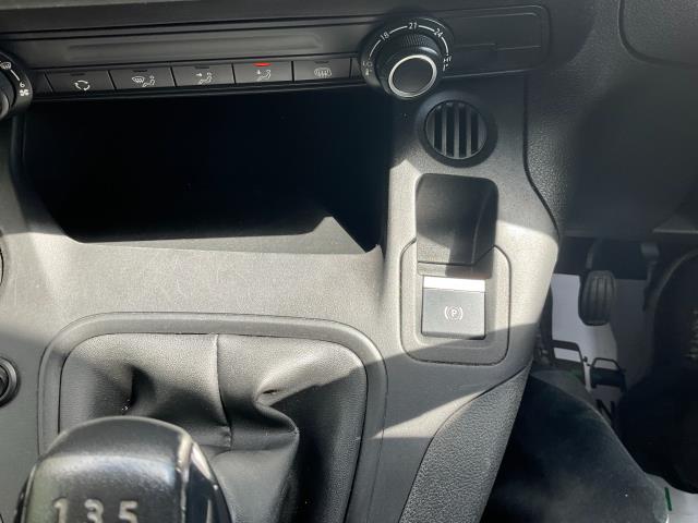 2021 Peugeot Partner 1000 1.5 Bluehdi 100 Grip Van (NV70SWY) Image 25