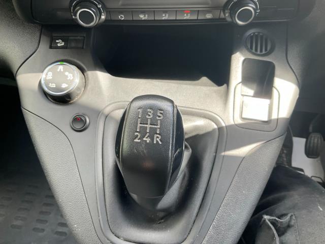 2021 Peugeot Partner 1000 1.5 Bluehdi 100 Grip Van (NV70SWY) Image 23