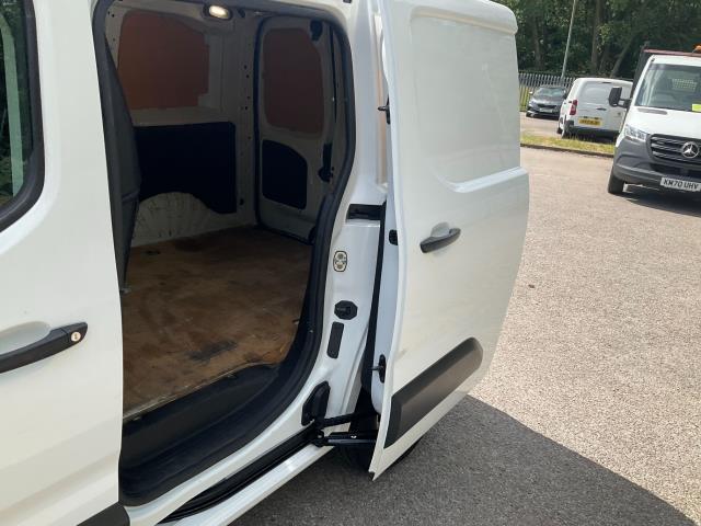 2021 Peugeot Partner 1000 1.5 Bluehdi 100 Grip Van (NV70SWY) Image 8