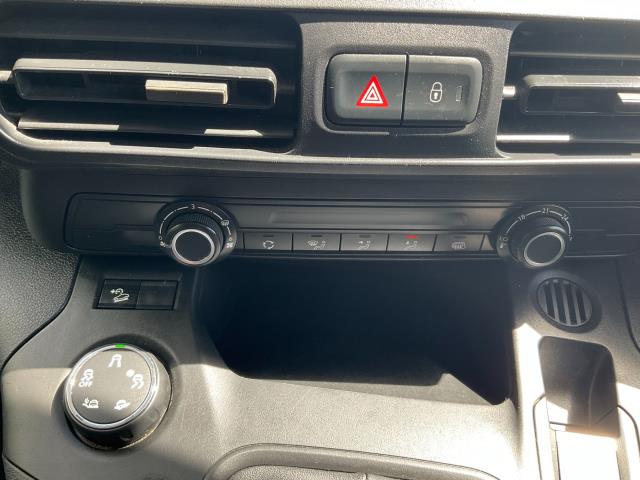 2021 Peugeot Partner 1000 1.5 Bluehdi 100 Grip Van (NV70SWY) Image 21