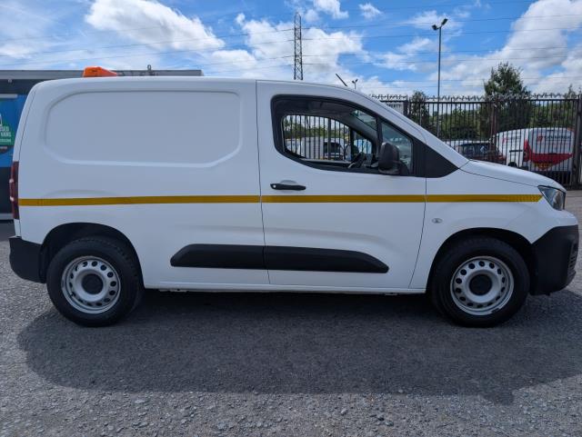 2021 Peugeot Partner 1000 1.5 Bluehdi 100 Grip Van - 1 Owner | Practical | Reserve Today (NV70SXB) Image 13