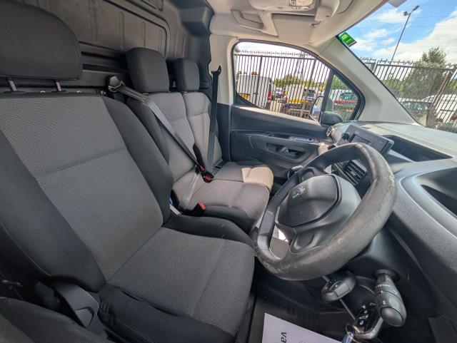2021 Peugeot Partner 1000 1.5 Bluehdi 100 Grip Van - 1 Owner | Practical | Reserve Today (NV70SXB) Image 15