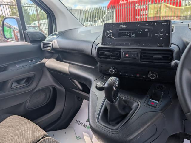 2021 Peugeot Partner 1000 1.5 Bluehdi 100 Grip Van - 1 Owner | Practical | Reserve Today (NV70SXB) Image 27