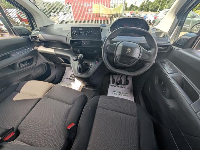 2021 Peugeot Partner 1000 1.5 Bluehdi 100 Grip Van - 1 Owner | Practical | Reserve Today (NV70SXB) Image 16