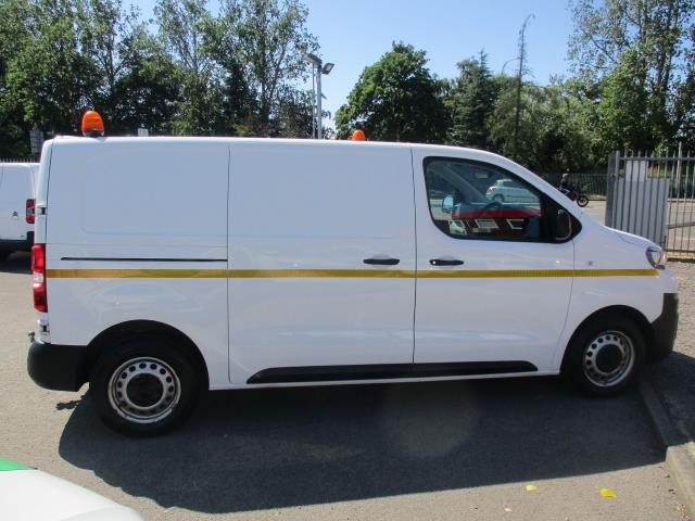 2021 Peugeot Expert 1400 2.0 Bluehdi 120 Professional Van (NV70TBZ) Image 3