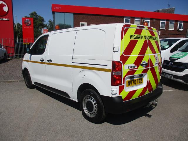 2021 Peugeot Expert 1400 2.0 Bluehdi 120 Professional Van (NV70TBZ) Image 7