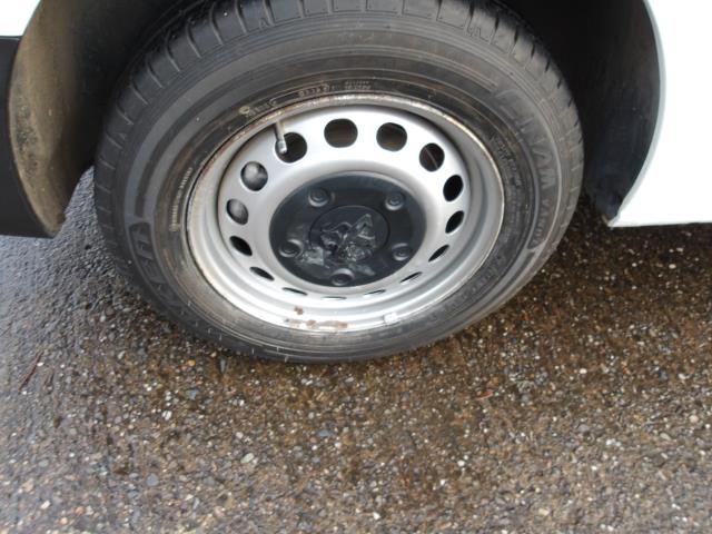 2021 Peugeot Expert 1400 2.0 Bluehdi 120 Professional Van (NV70TCZ) Image 12