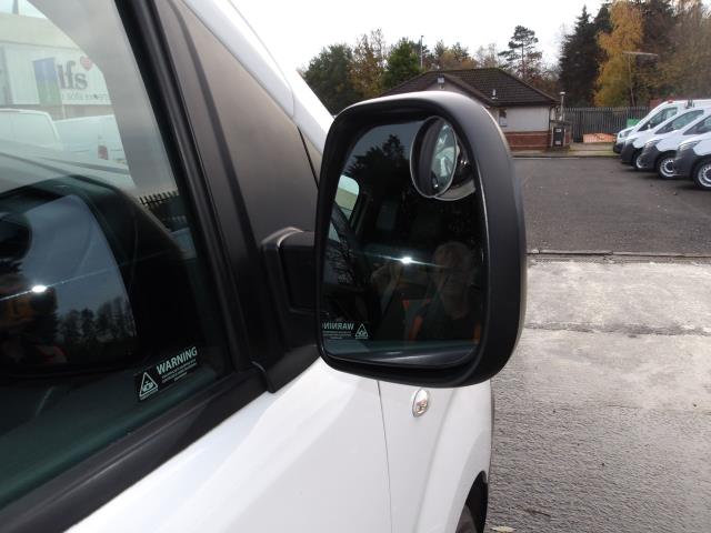 2021 Peugeot Expert 1400 2.0 Bluehdi 120 Professional Van (NV70TCZ) Image 13