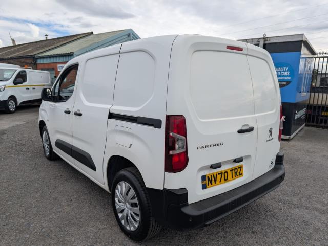 2021 Peugeot Partner 1000 1.5 Bluehdi 100 Professional Van *TV* (NV70TRZ) Image 7