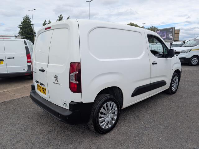 2021 Peugeot Partner 1000 1.5 Bluehdi 100 Professional Van *TV* (NV70TRZ) Image 11