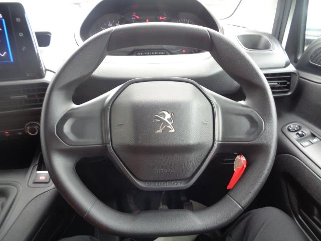 2021 Peugeot Partner 1000 1.5 Bluehdi 100 Professional Van (NV70TSX) Image 22