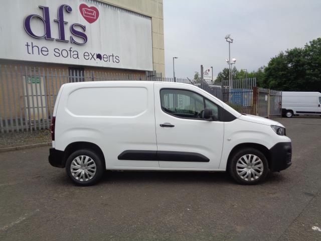 2021 Peugeot Partner 1000 1.5 Bluehdi 100 Professional Van (NV70TSX) Image 2