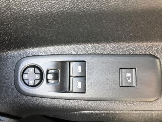 2021 Peugeot Partner 1000 1.5 Bluehdi 100 Professional Van (NV70TXY) Image 28