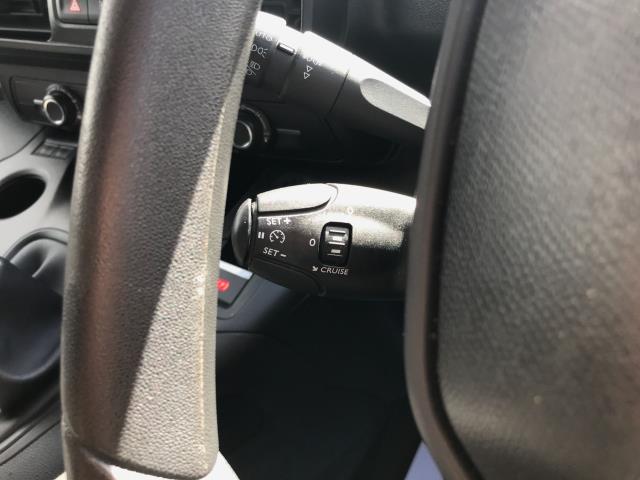 2021 Peugeot Partner 1000 1.5 Bluehdi 100 Professional Van (NV70TXY) Image 27