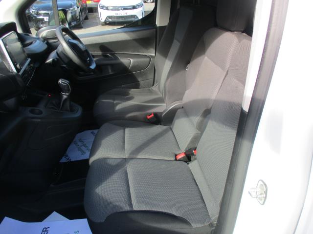 2021 Peugeot Partner 1000 1.5 Bluehdi 100 Professional Van (NV70TYC) Image 26