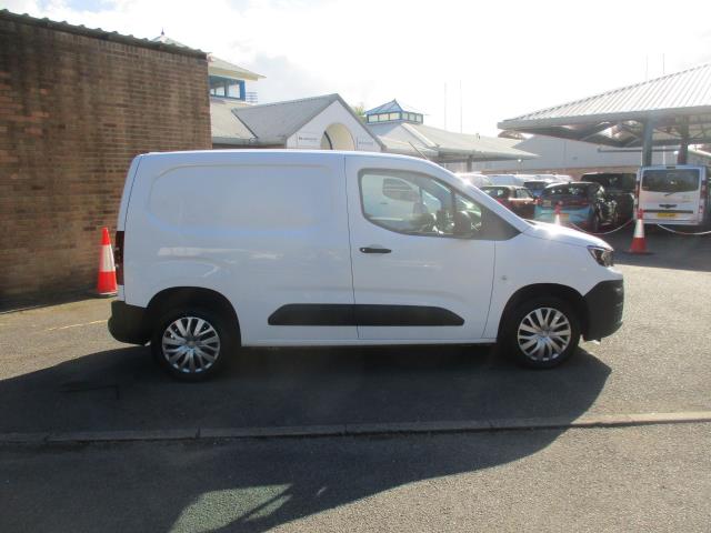 2021 Peugeot Partner 1000 1.5 Bluehdi 100 Professional Van (NV70TYC) Image 3