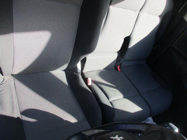 2021 Peugeot Partner 1000 1.5 Bluehdi 100 Professional Van (NV70TYC) Image 13