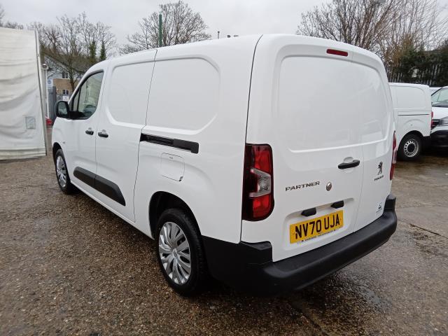 2021 Peugeot Partner 850 1.5 Bluehdi 100 Professional Crew Van *SPEED LIMITER 70 MPH* (NV70UJA) Image 10