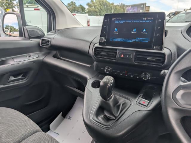 2021 Peugeot Partner 1000 1.5 Bluehdi 100 Professional Van (NV70USJ) Image 25
