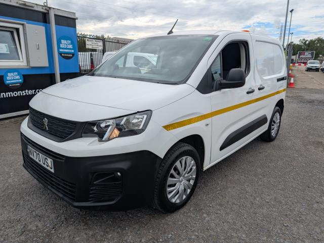 2021 Peugeot Partner 1000 1.5 Bluehdi 100 Professional Van (NV70USJ) Image 4