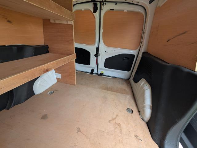 2021 Peugeot Partner 1000 1.5 Bluehdi 100 Professional Van (NV70USJ) Image 6