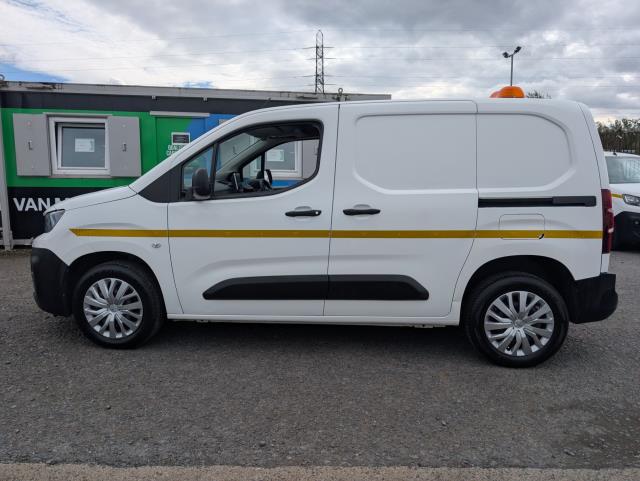 2021 Peugeot Partner 1000 1.5 Bluehdi 100 Professional Van (NV70USJ) Image 5