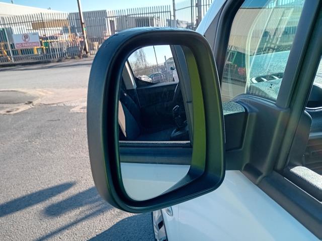 2021 Peugeot Partner L2 950 1.5BLUE HDI 100PS PROFESSIONAL EURO 6 (NV70VHH) Image 38