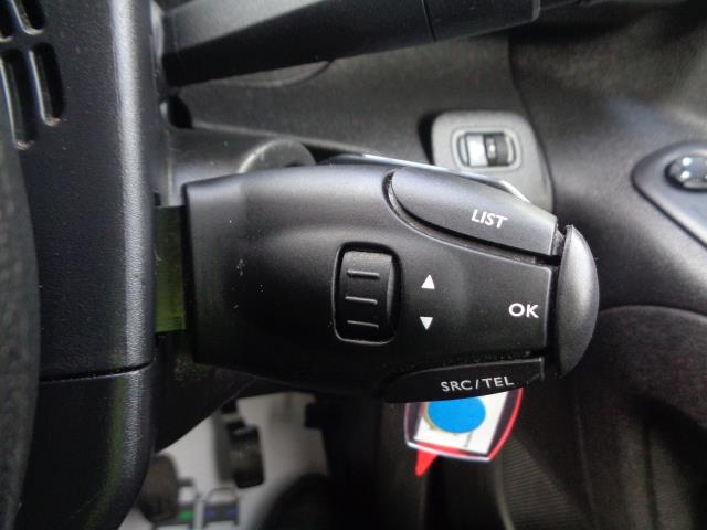 2021 Peugeot Partner 1000 1.5 Bluehdi 100 Professional Van (NV70VNP) Image 25
