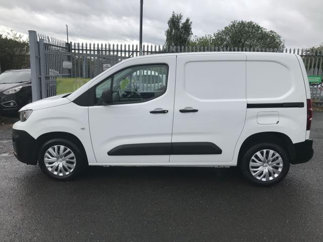 2021 Peugeot Partner L1 1000 1.5BLUE HDI 100PS PROFESSIONAL EURO 6 (NV70VOB) Image 9
