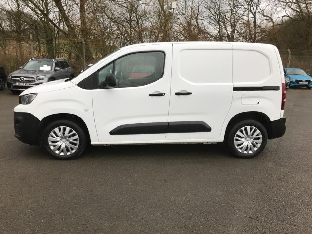 2021 Peugeot Partner 1000 1.5 Bluehdi 100 Professional Van (NV70VPN) Image 4