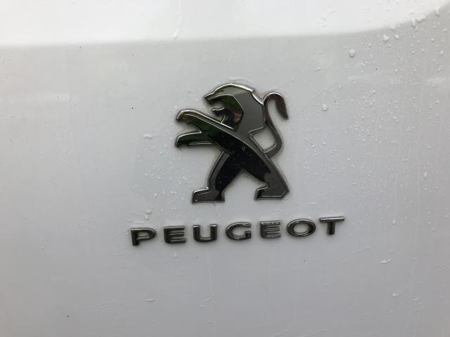 2021 Peugeot Partner 1000 1.5 Bluehdi 100 Professional Van (NV70VPN) Image 18