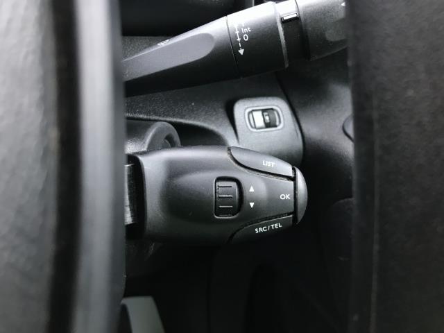 2021 Peugeot Partner 1000 1.5 Bluehdi 100 Professional Van (NV70VRW) Image 30