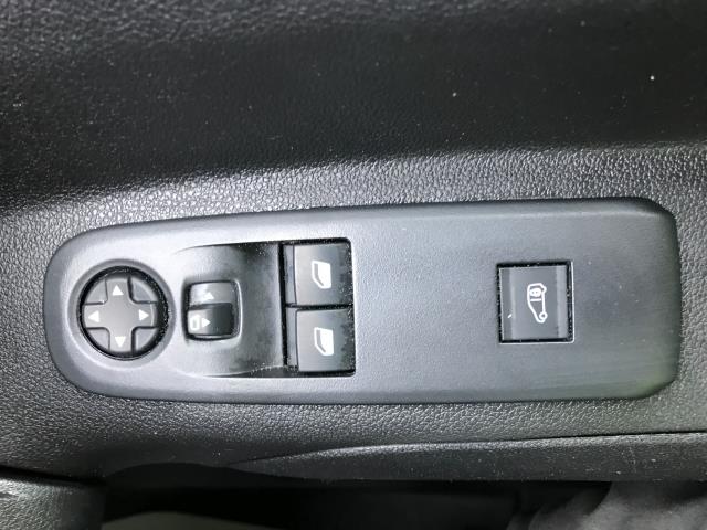 2021 Peugeot Partner 1000 1.5 Bluehdi 100 Professional Van (NV70VRW) Image 31