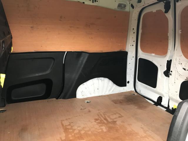 2021 Peugeot Partner 1000 1.5 Bluehdi 100 Professional Van (NV70VUX) Image 7