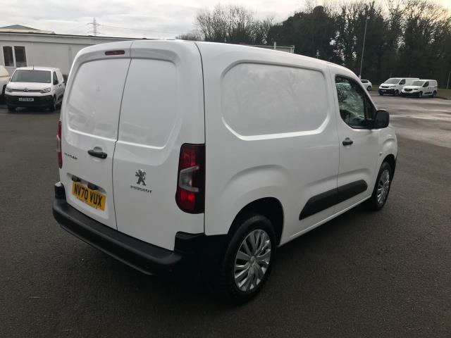 2021 Peugeot Partner 1000 1.5 Bluehdi 100 Professional Van (NV70VUX) Image 12