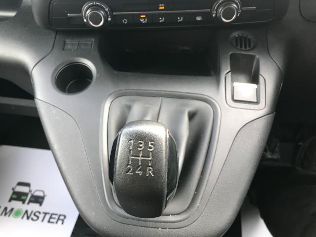 2021 Peugeot Partner 1000 1.5 Bluehdi 100 Professional Van (NV70VVF) Image 19