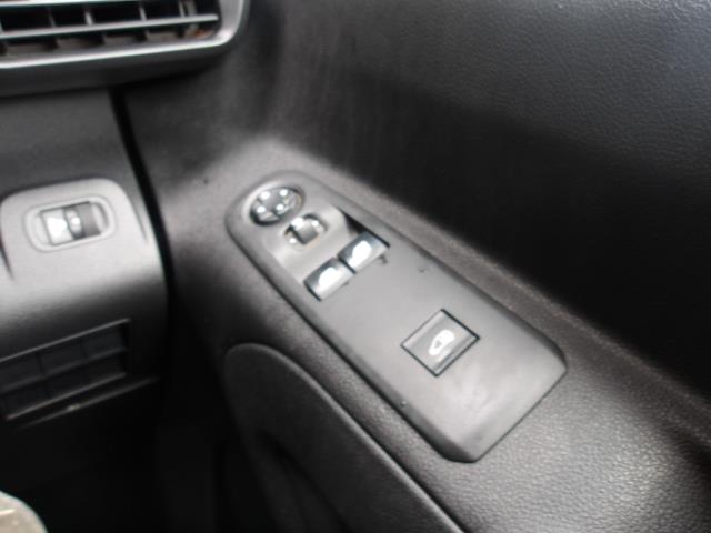 2021 Peugeot Partner 1000 1.5 Bluehdi 100 Professional Van (NV70VXX) Image 23